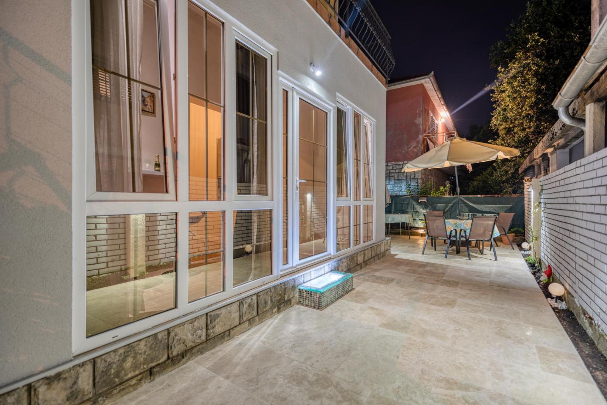 Apartments Vujosevic Tivat Exterior foto