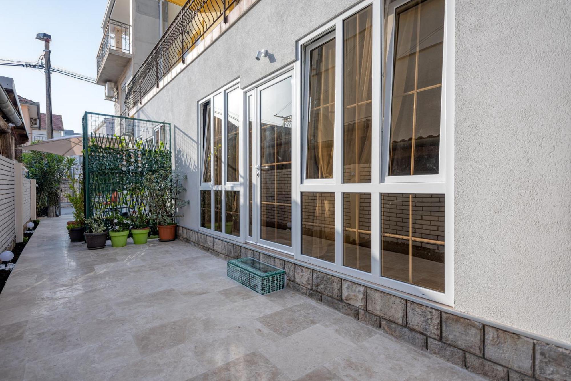 Apartments Vujosevic Tivat Exterior foto