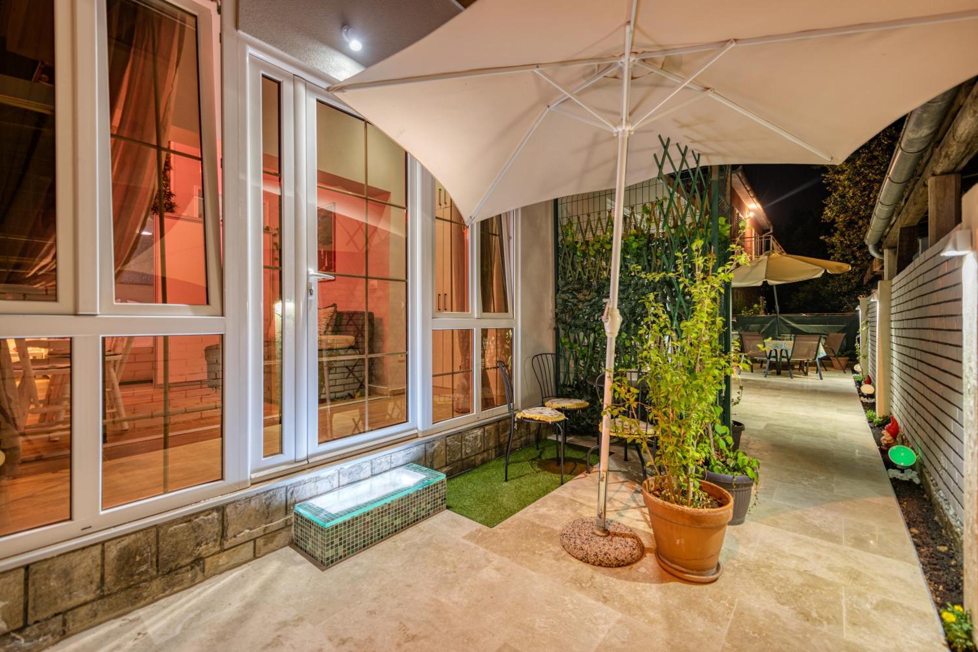 Apartments Vujosevic Tivat Exterior foto